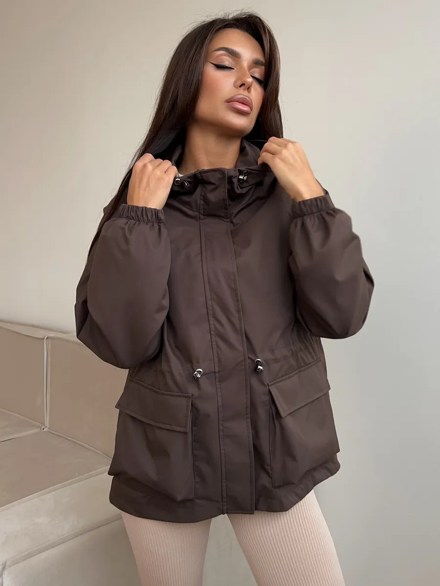 SONIA / CHAQUETA IMPERMEABLE CON CAPUCHA