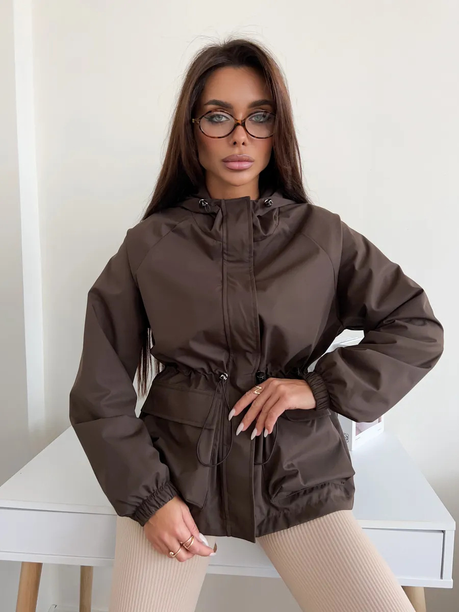 SONIA / CHAQUETA IMPERMEABLE CON CAPUCHA
