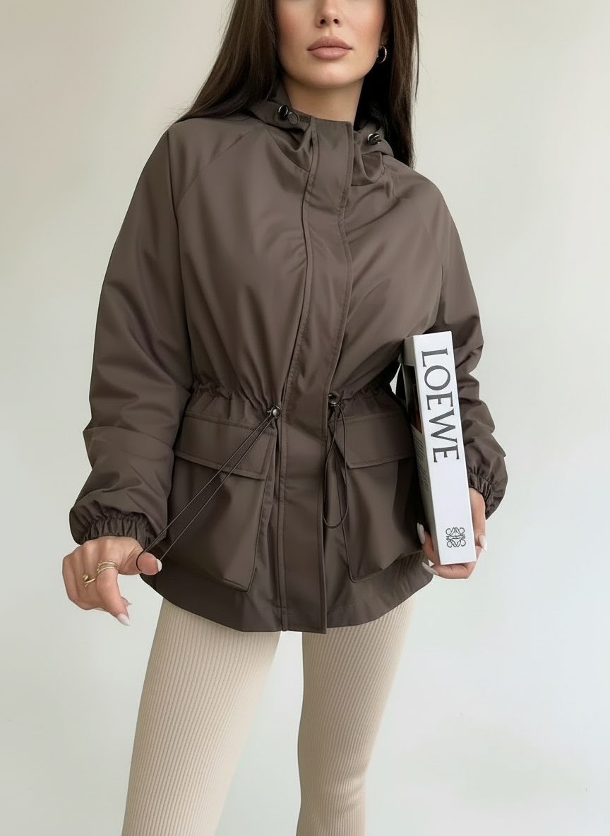SONIA / CHAQUETA IMPERMEABLE CON CAPUCHA