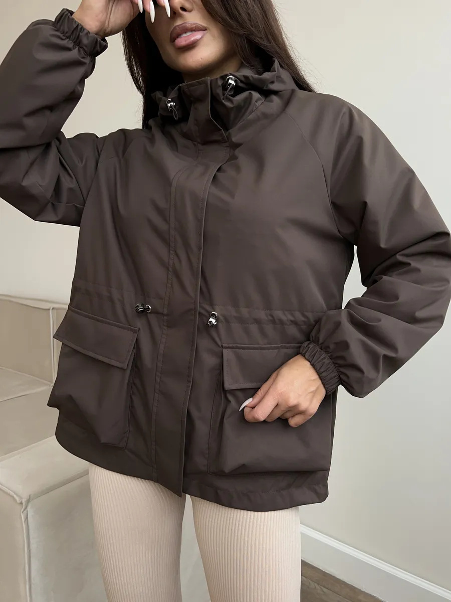 SONIA / CHAQUETA IMPERMEABLE CON CAPUCHA