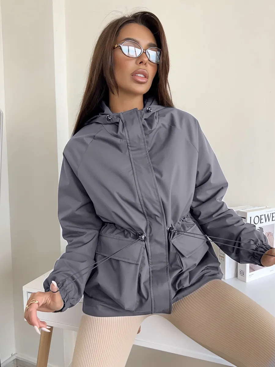 SONIA / CHAQUETA IMPERMEABLE CON CAPUCHA