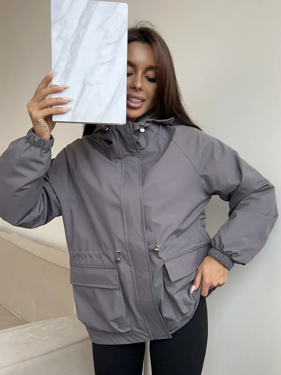 SONIA / CHAQUETA IMPERMEABLE CON CAPUCHA