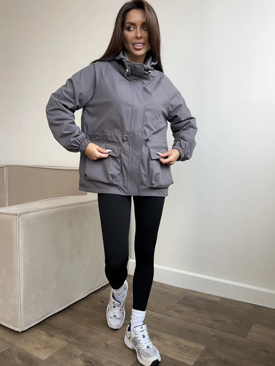 SONIA / CHAQUETA IMPERMEABLE CON CAPUCHA