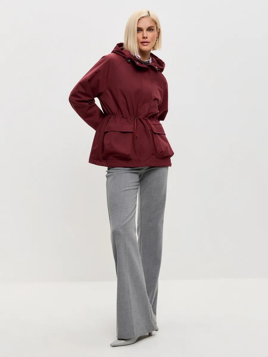SONIA / CHAQUETA IMPERMEABLE CON CAPUCHA