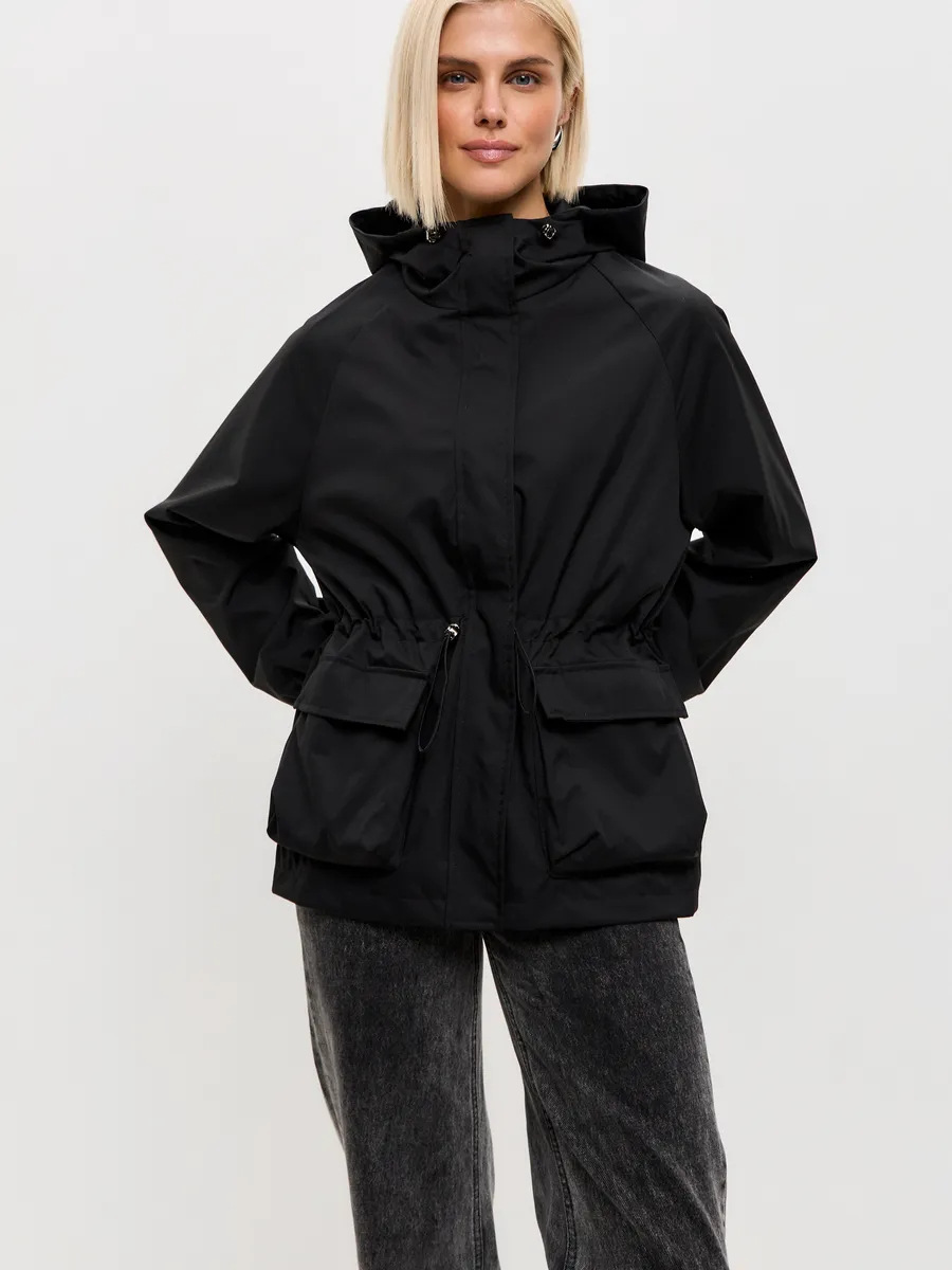 SONIA / CHAQUETA IMPERMEABLE CON CAPUCHA