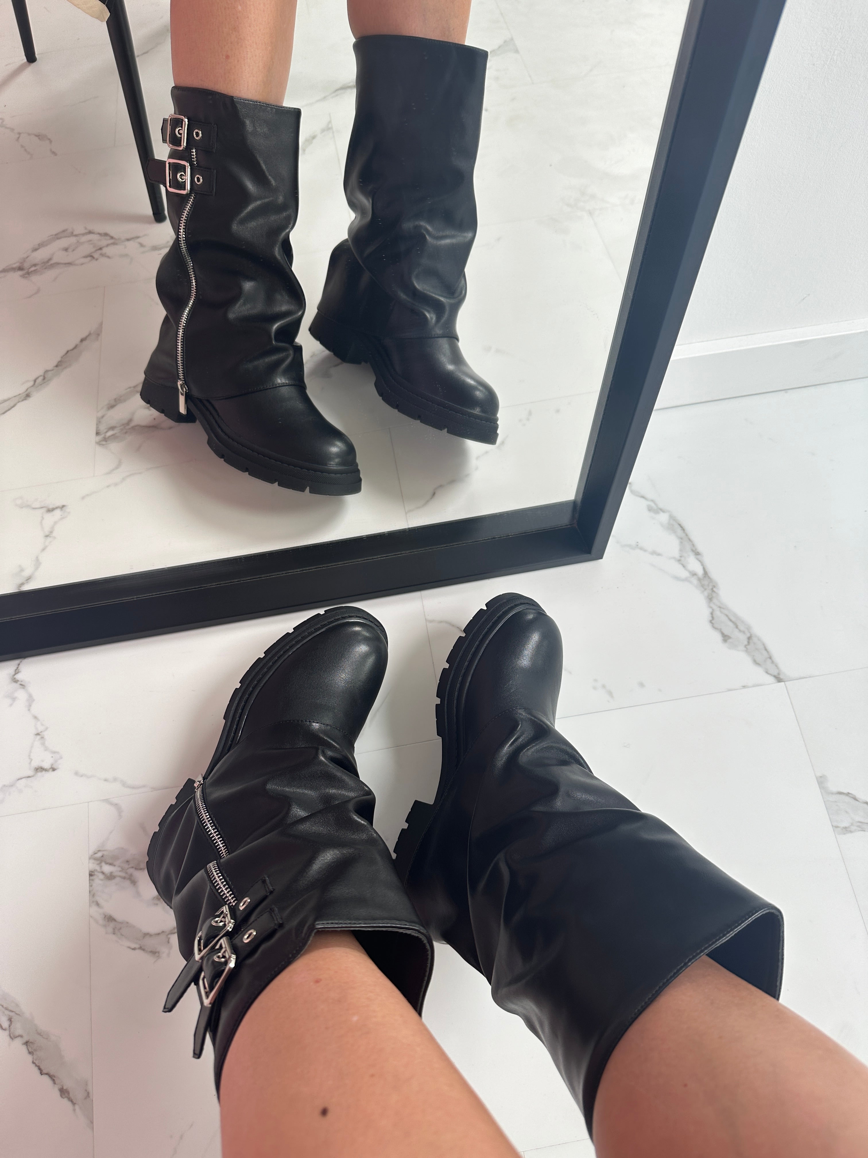 CELIA / BOTAS CON CREMALLERA