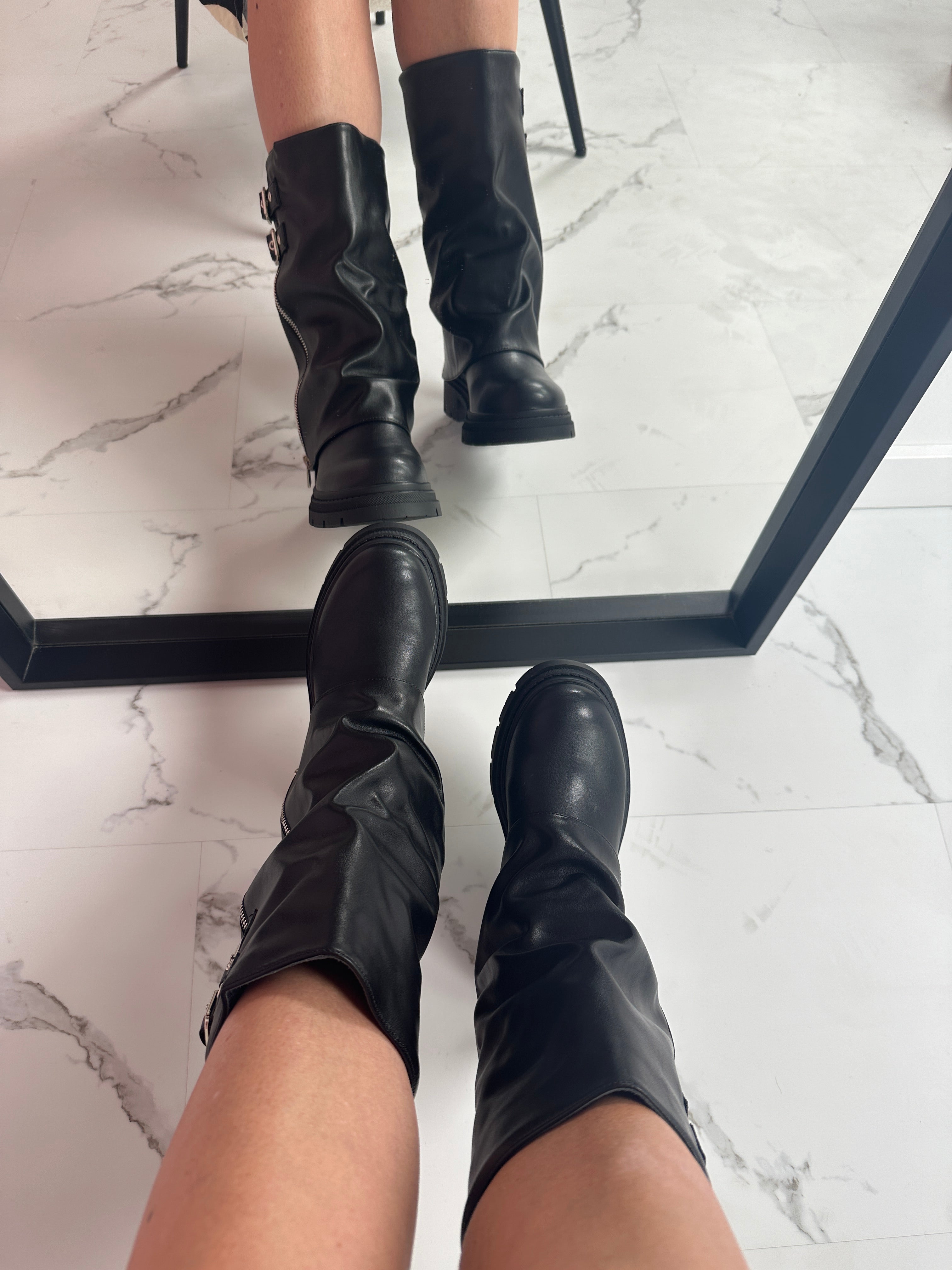 CELIA / BOTAS CON CREMALLERA