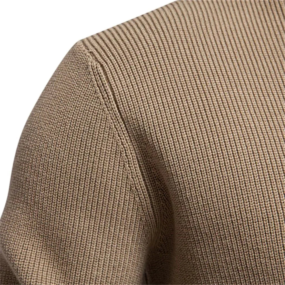 SUÉTER ELEGANTE CON DISEÑO DE BOTONES