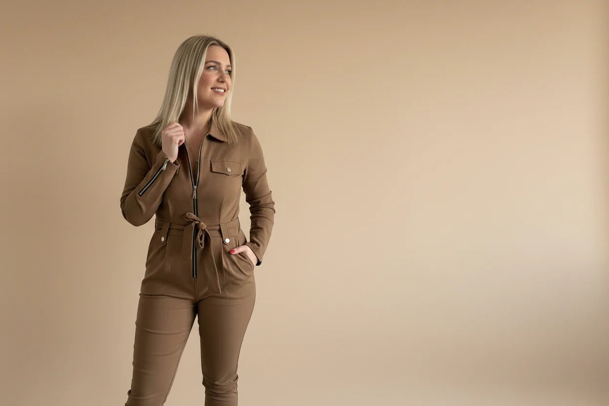 VANESA / MONO ELEGANTE