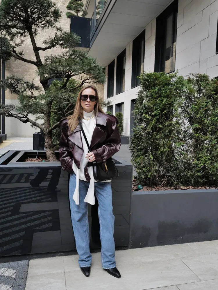CHAQUETA ELEGANTE DE CUERO